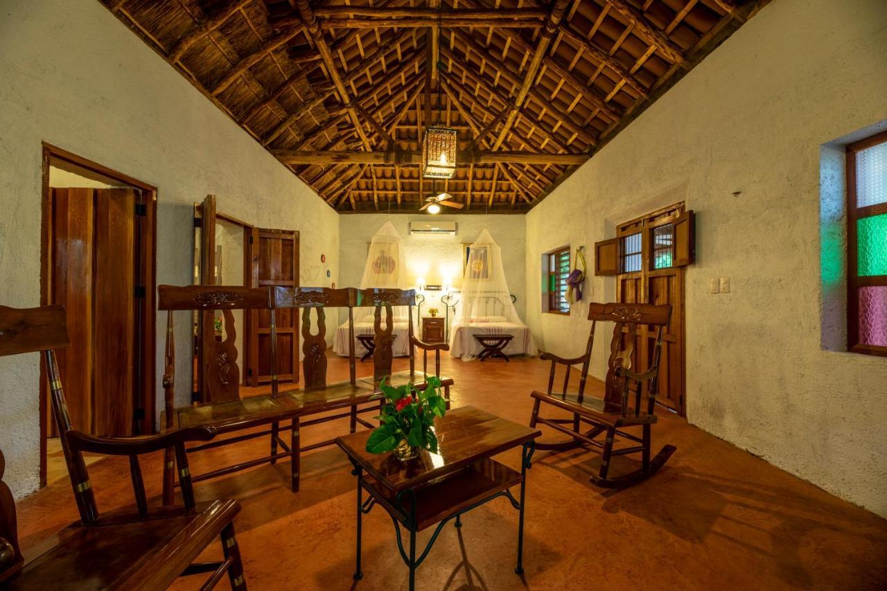 Bed and Breakfast La Casa Del Mago Uxmal Exterior foto